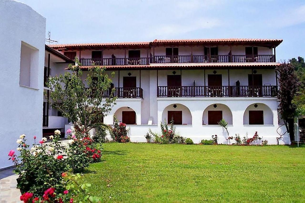 Silver Beach Koukounaries Exterior foto